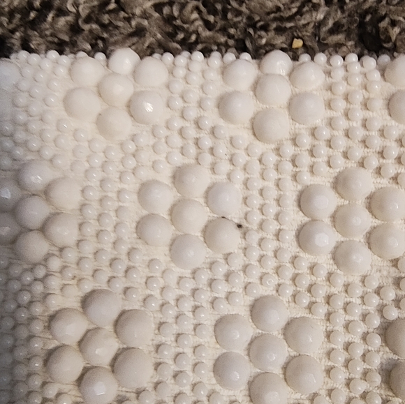 White beaded clutch bag - Picture 2 of 6